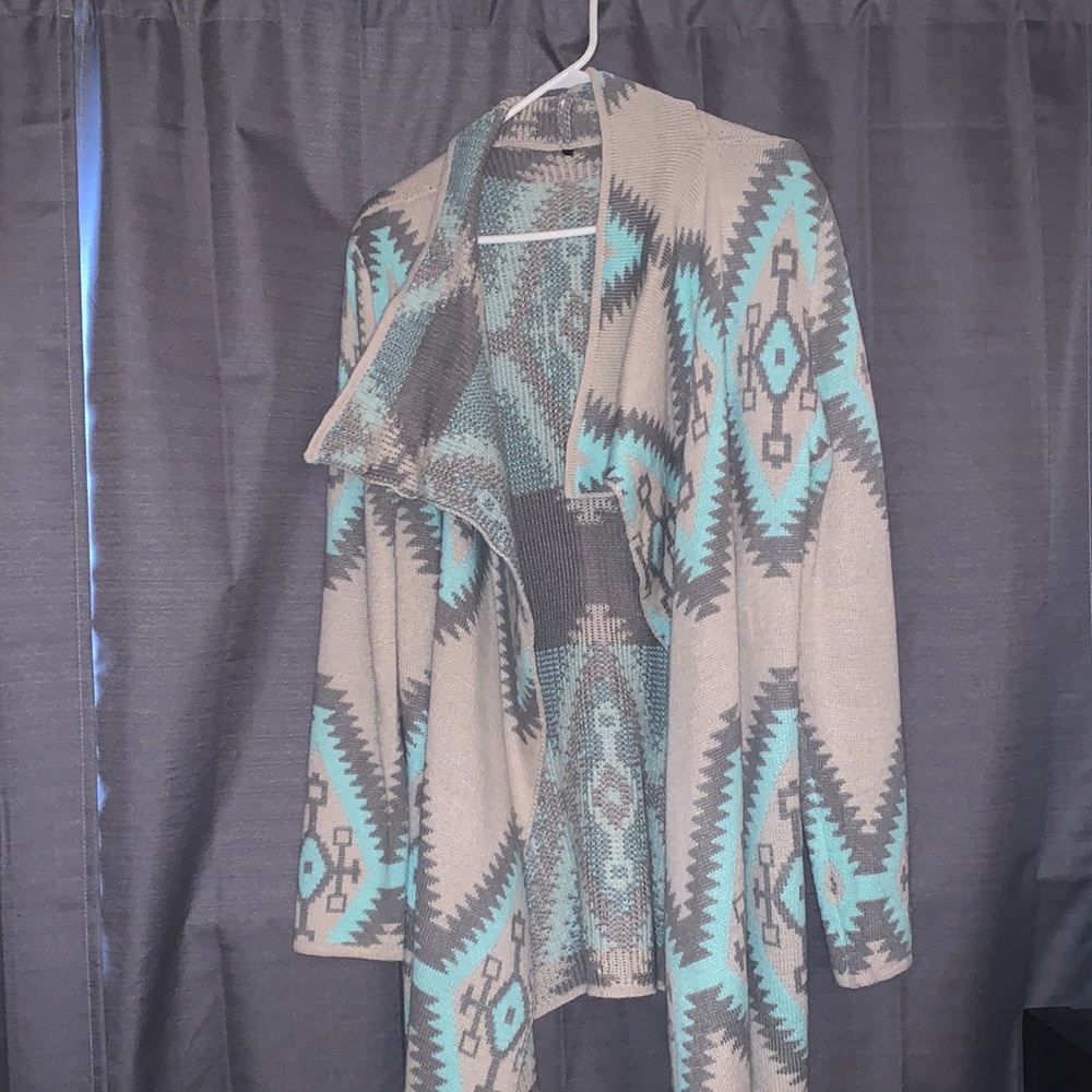 Aztec pattern cardigan/sweater